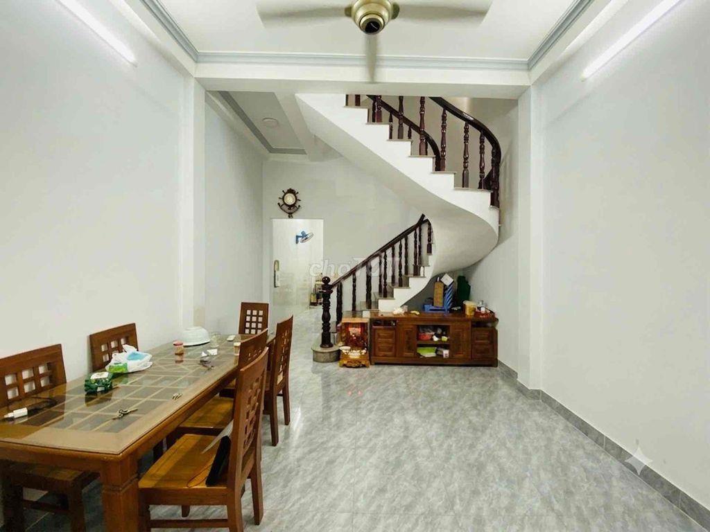 GIẢM 300tr BÁN NHÀ 3TẦNG HẺM Ô TÔ NGAY DƯƠNG QUẢNG HÀM P. AN NHƠN GV