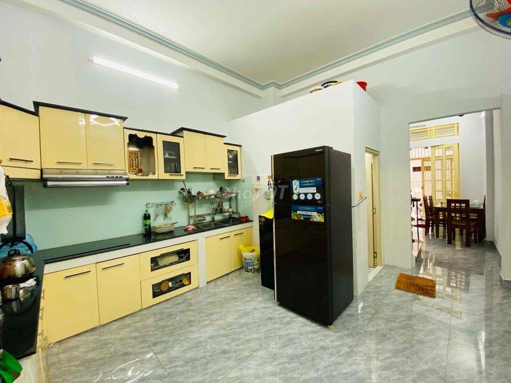 GIẢM 300tr BÁN NHÀ 3TẦNG HẺM Ô TÔ NGAY DƯƠNG QUẢNG HÀM P. AN NHƠN GV