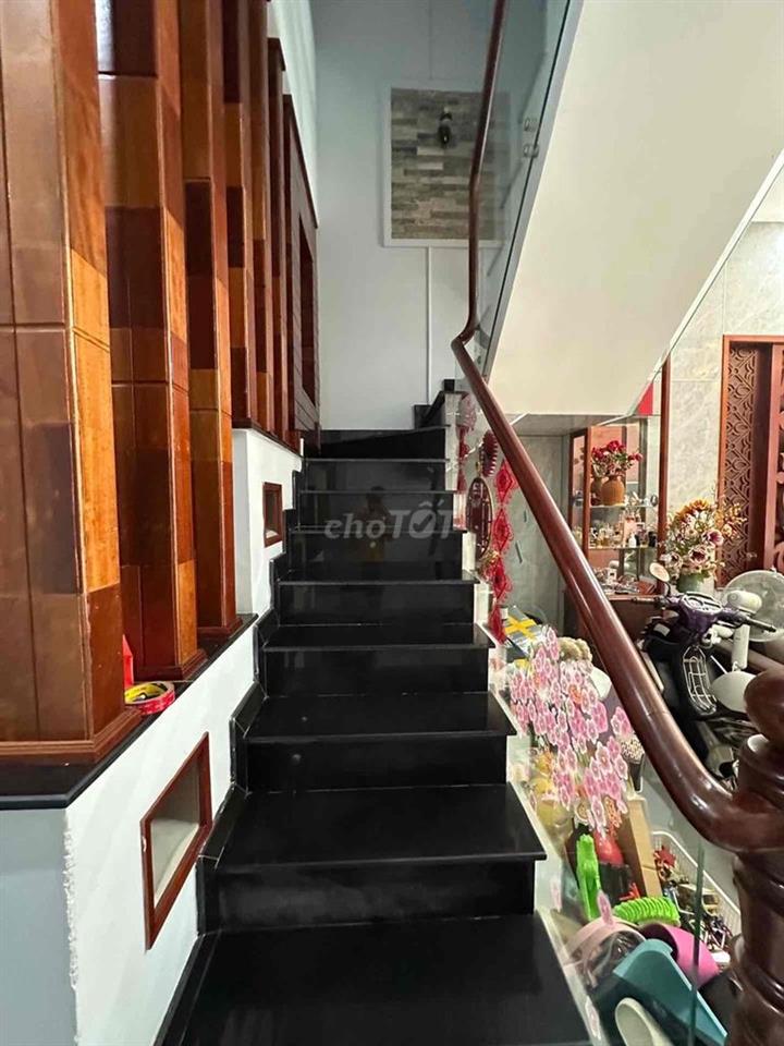 NHÀ 5TẦNG 5PN HẺM XE HƠI QUANG TRUNG P12 GÒ VẤP CHỈ 7 TỶ65 TL TỐT