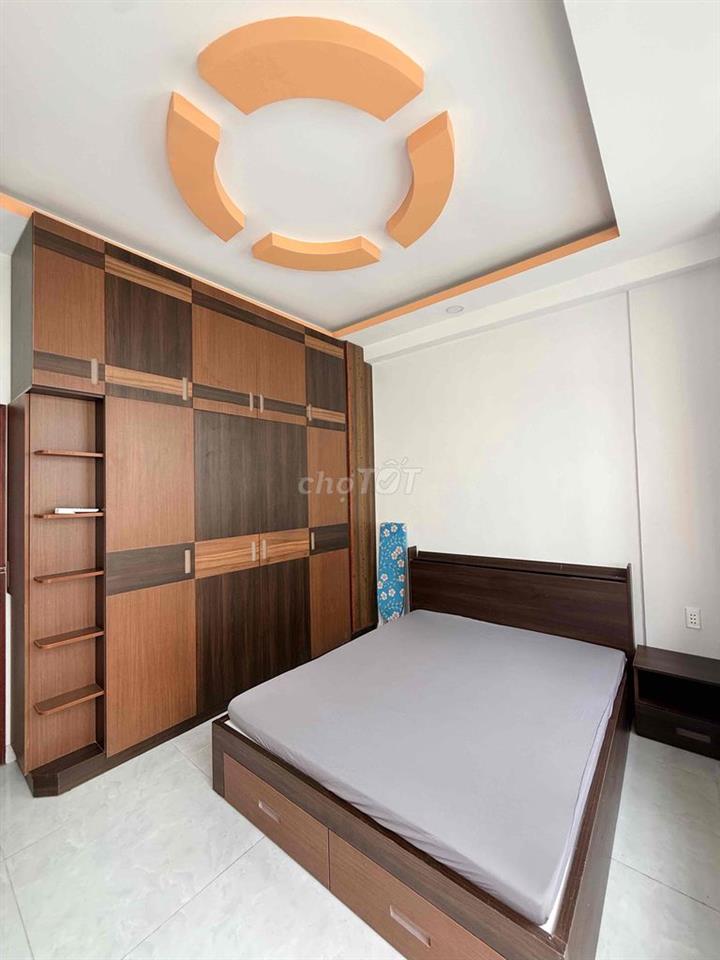 NHÀ 3 TẦNG Đường Huỳnh Tấn Phát - 4PN - 3NVS - NT full