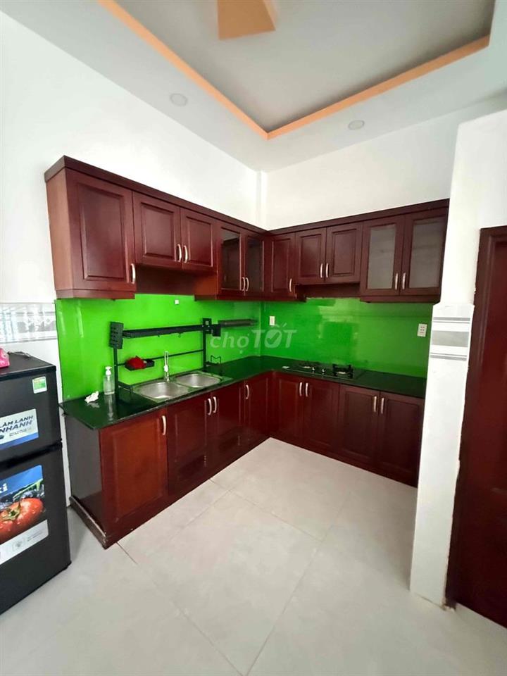 NHÀ 3 TẦNG Đường Huỳnh Tấn Phát - 4PN - 3NVS - NT full