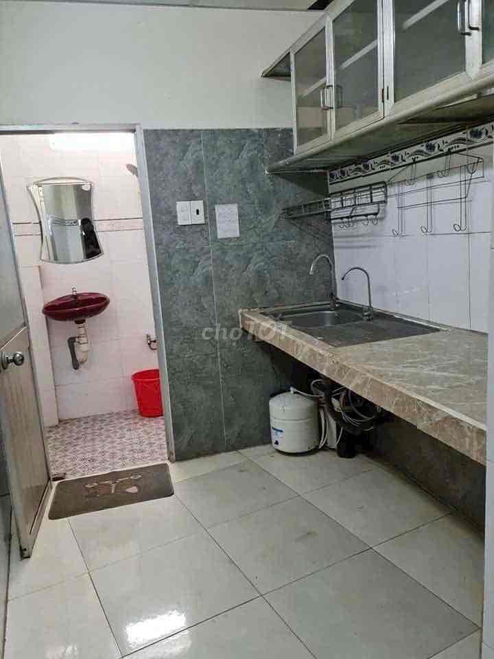 🏡PHÒNG CHO THUÊ ( CÒN 1 PHÒNG TRỐNG ) 🛌 Phòng gồm có. điều hòa, tủ Quầ
