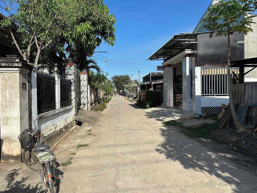 ĐẤT NỀN