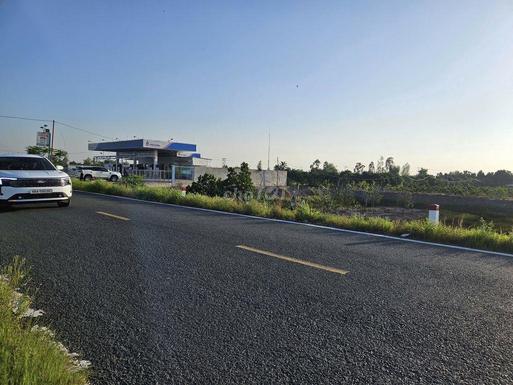 BÁN ĐẤT MẶT TIỀN ĐT856 ĐỒNG THÁP – DT: 2700m2 🔥 Giá TỐT: 3,5 tỷ