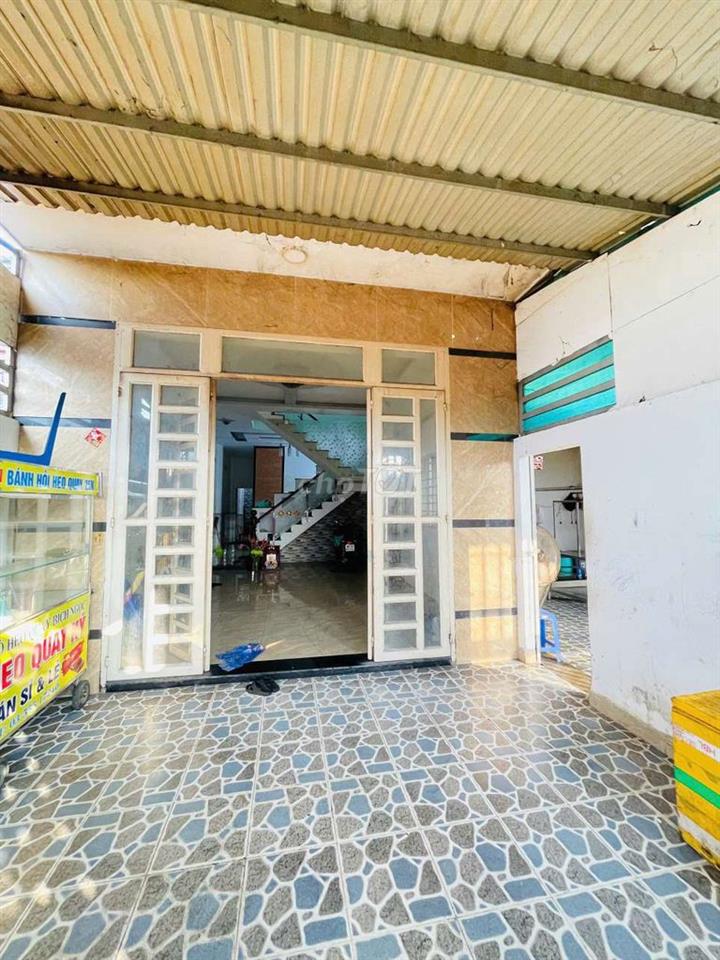 kẹt tiền ngân hàng bán gấp nhà măt đường bà điểm 5-1b