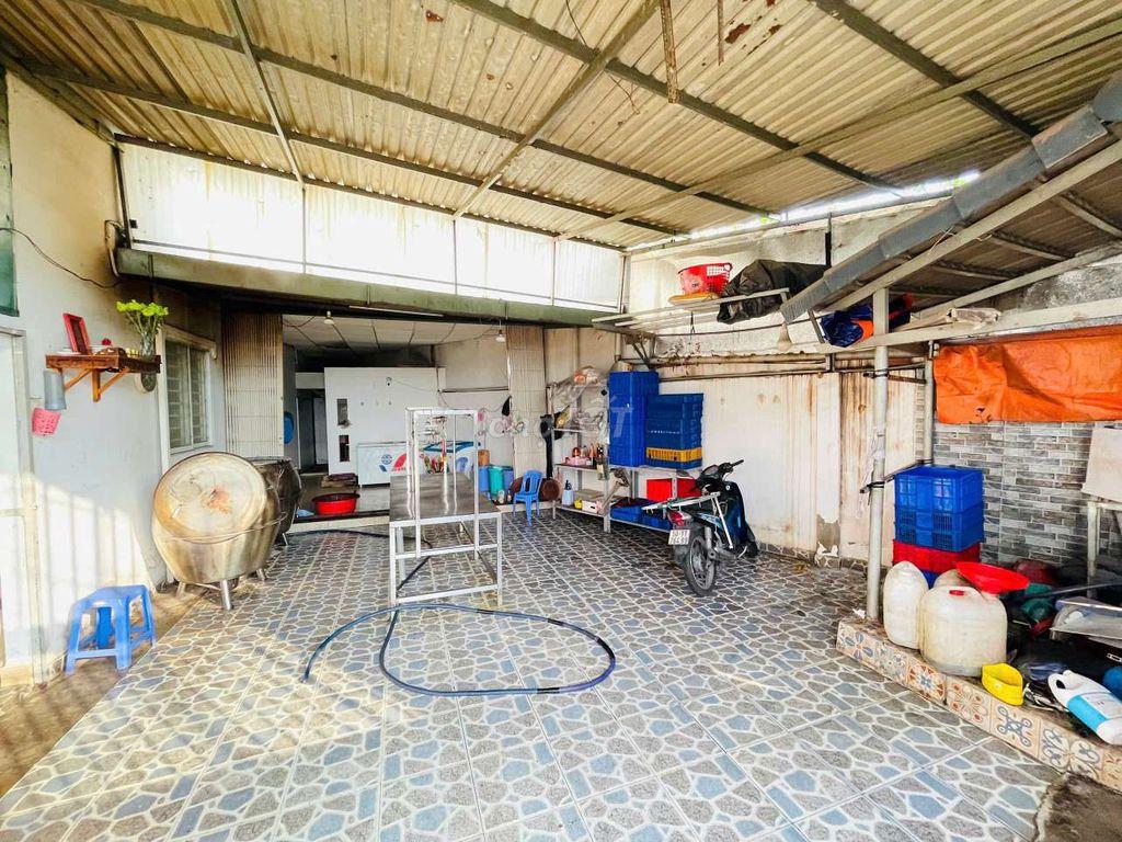 kẹt tiền ngân hàng bán gấp nhà măt đường bà điểm 5-1b