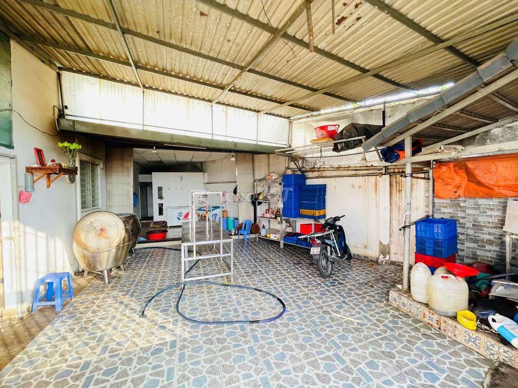 kẹt tiền ngân hàng bán gấp nhà măt đường bà điểm 5-1b