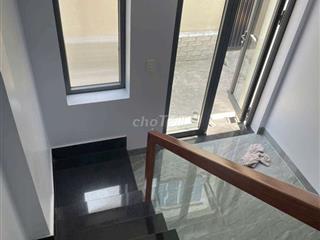 kẹt tiền cần chuyển nhượng gấp nhà 257 nguyễn bình