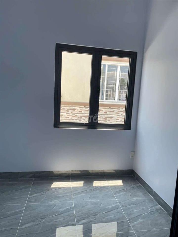 kẹt tiền cần chuyển nhượng gấp nhà 257 nguyễn bình