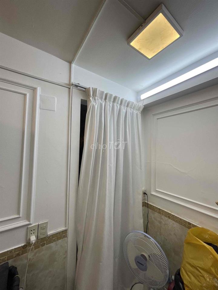 SANG NHƯỢNG SHOP THỜI TRANG – HẺM Ô TÔ ĐƯỜNG VĨNH HỘI, PHƯỜNG KHÁNH HỘ