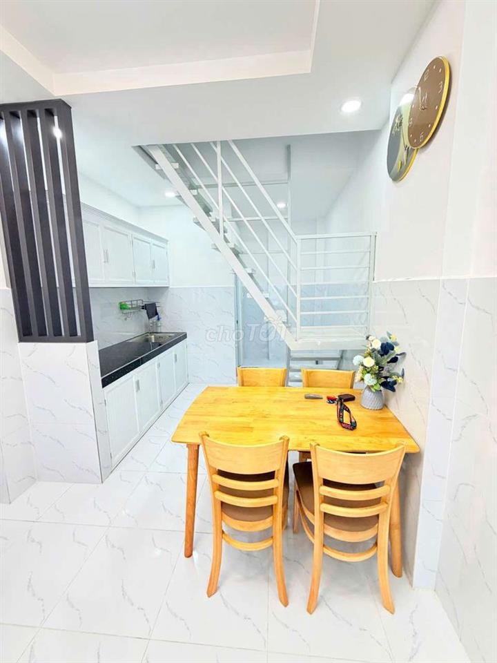 BÁN NHÀ NGAY CHỢ Tân BÌNH 