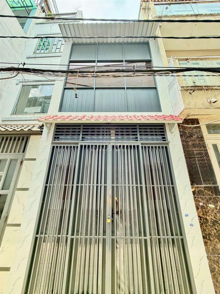 BÁN NHÀ NGAY CHỢ Tân BÌNH 