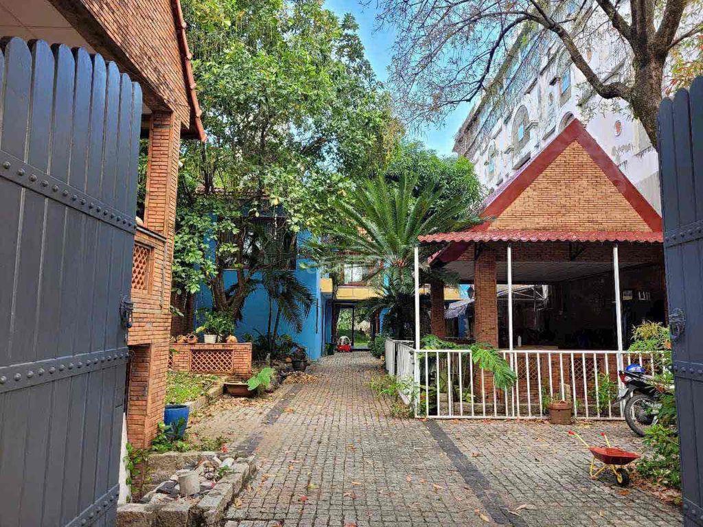 👉👉CHO THUÊ 35 TRIỆU/THÁNG–VILLA 1.000 M²  SÂN VƯỜN TẠI PHƯỜNG HIỆ