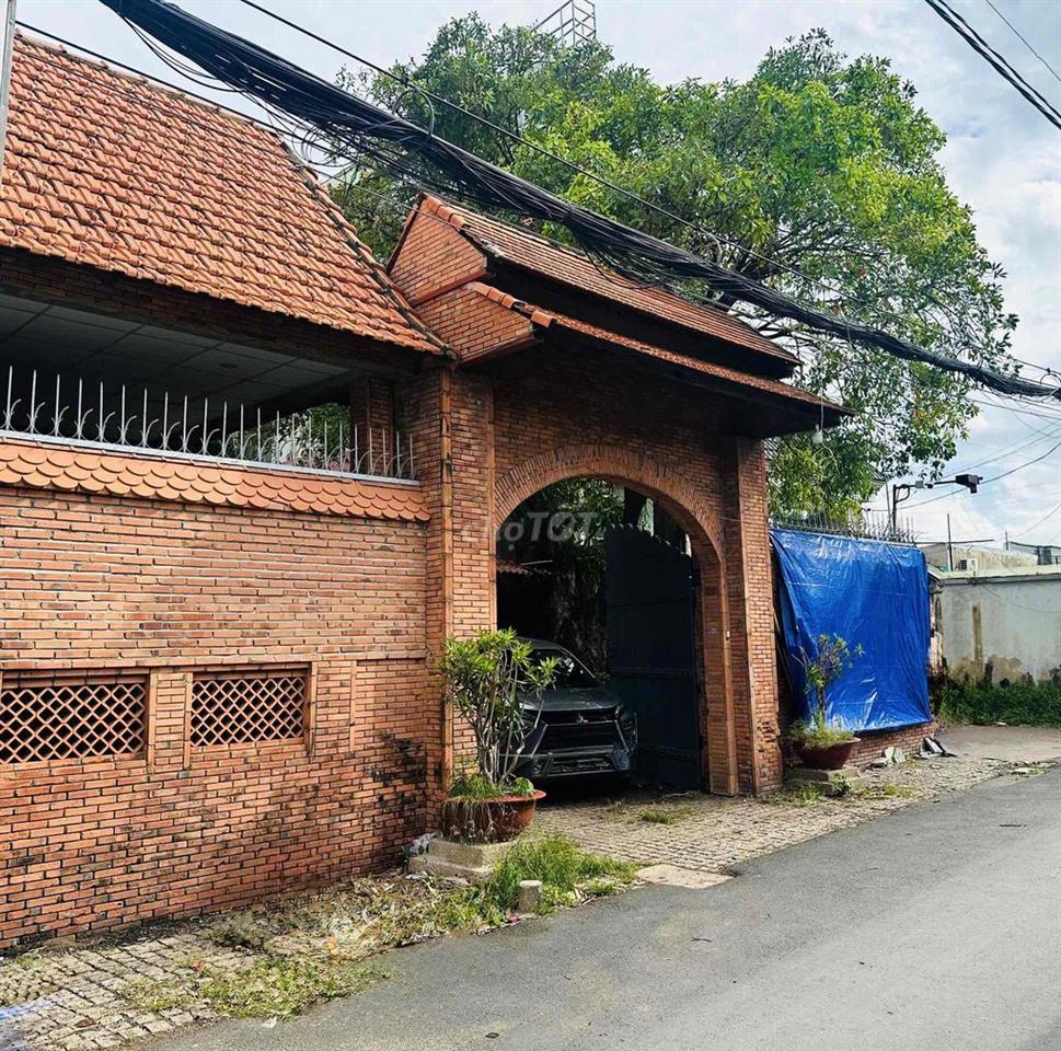 👉👉CHO THUÊ 35 TRIỆU/THÁNG–VILLA 1.000 M²  SÂN VƯỜN TẠI PHƯỜNG HIỆ