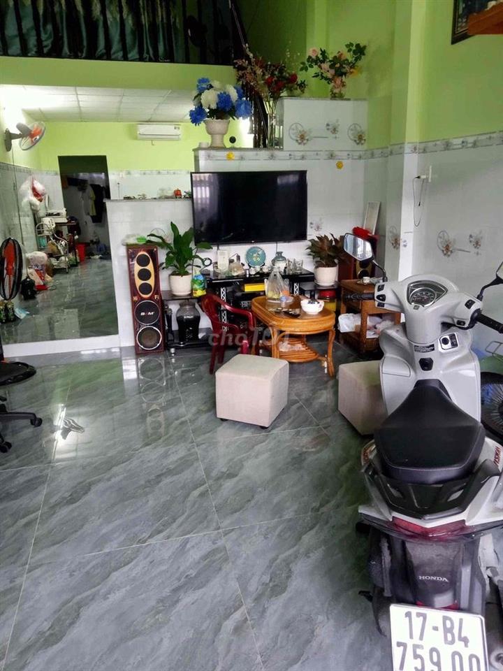 Bán nhà đang ở hiện tại khu dân cư Nam Long, Bình Tân