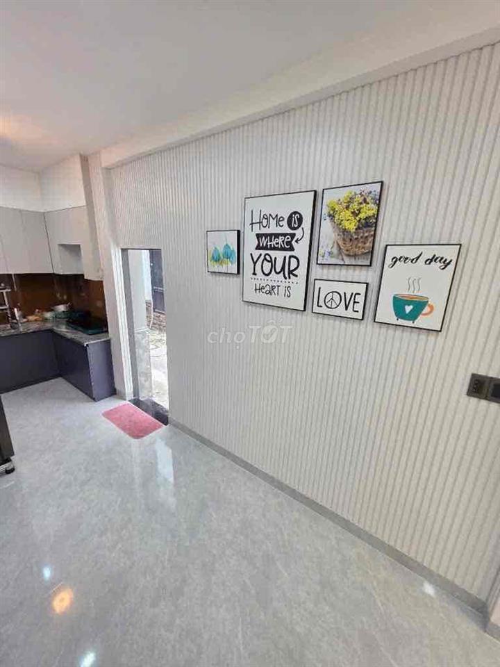 Cho thuê nhà nguyên căn Lê Văn Sỹ 3pn, 3wc