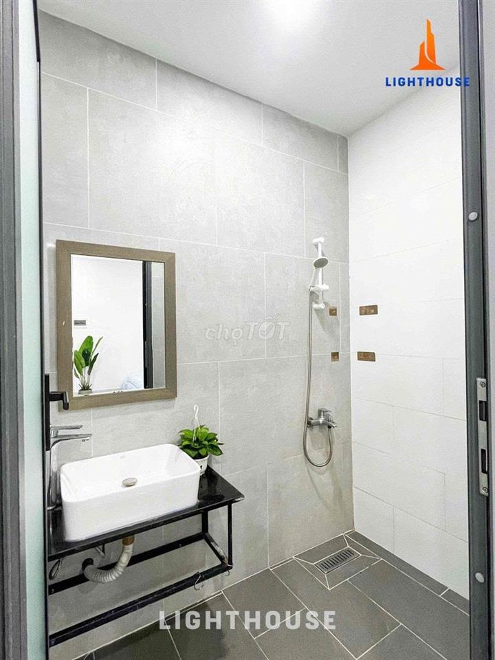 🎓 STUDIO CHÍNH CHỦ CÓ MÁY NÓNG LẠNH – 5 PHÚT TỚI IUH & VĂN LANG CS3!
