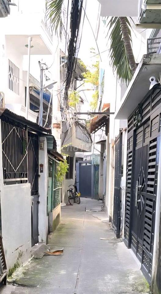 Nhà mới, đẹp, dọn vào ở ngay, ra Q1 15p