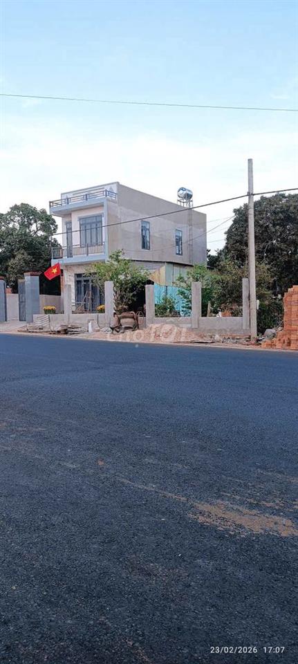 Lô đất kinh doanh gần chợ 