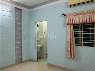 Phòng ChDv 40m2 full nội thất có bếp nấu ăn wc trong phòng
