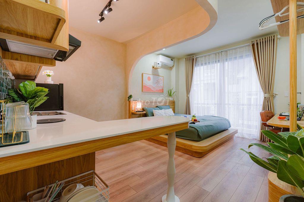 Boutique studio 22m² Điện Biên Phủ – full nội thất, ban công, WFH
