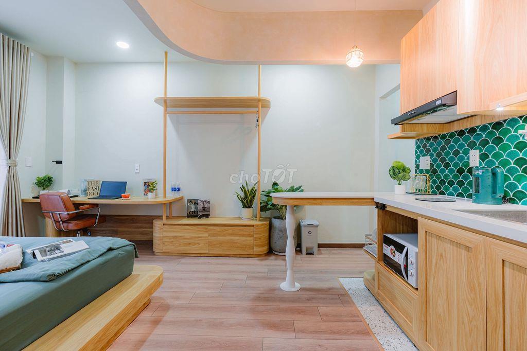 Boutique studio 22m² Điện Biên Phủ – full nội thất, ban công, WFH