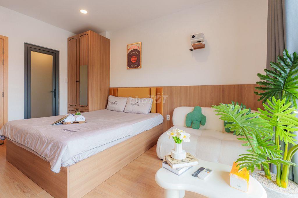 Studio 22m² Nguyễn Gia Trí, ban công, máy giặt riêng, full nội thất