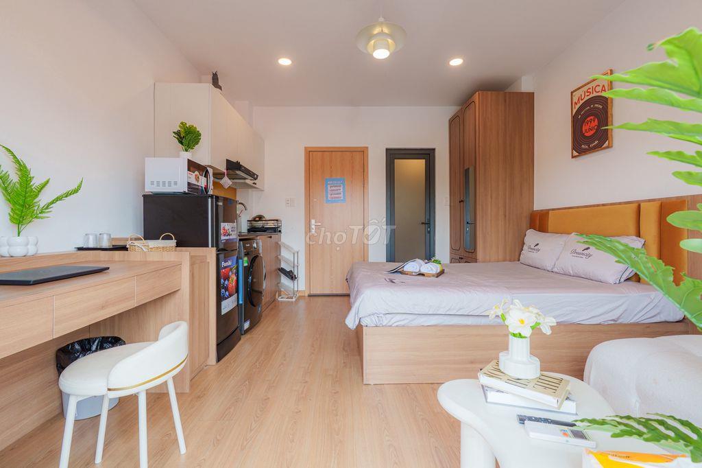 Studio 22m² Nguyễn Gia Trí, ban công, máy giặt riêng, full nội thất