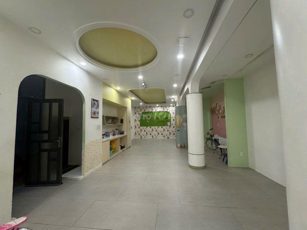 NHÀ CHO THUÊ MẶT TIỀN ĐƯỜNG ĐỒNG ĐEN 6,5X27M NỞ HẬU 9,5M