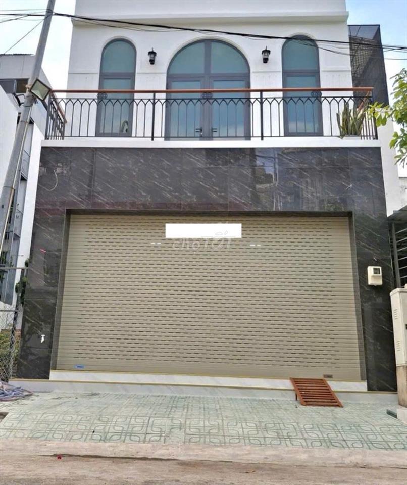 CHO THUÊ NHÀ MẶT TIỀN ĐƯỜNG LUỸ BÁN BÍCH 5,5X26M 2L VỊ TRÍ KD SIÊU ĐẸP