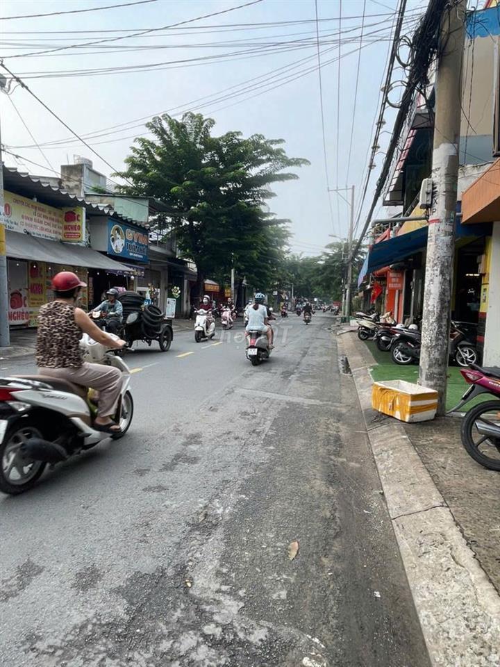 CHO THUÊ NHÀ MẶT TIỀN ĐƯỜNG GÒ XOÀI 8X20M CẤP 4 THÔNG SUỐT