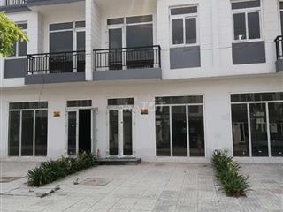 Bán Nhà Phố Căn Góc Phúc An City 