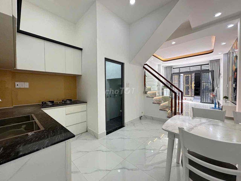 BÁN NHÀ 2 PN 2 WC KHU LÊ VĂN QUỚI