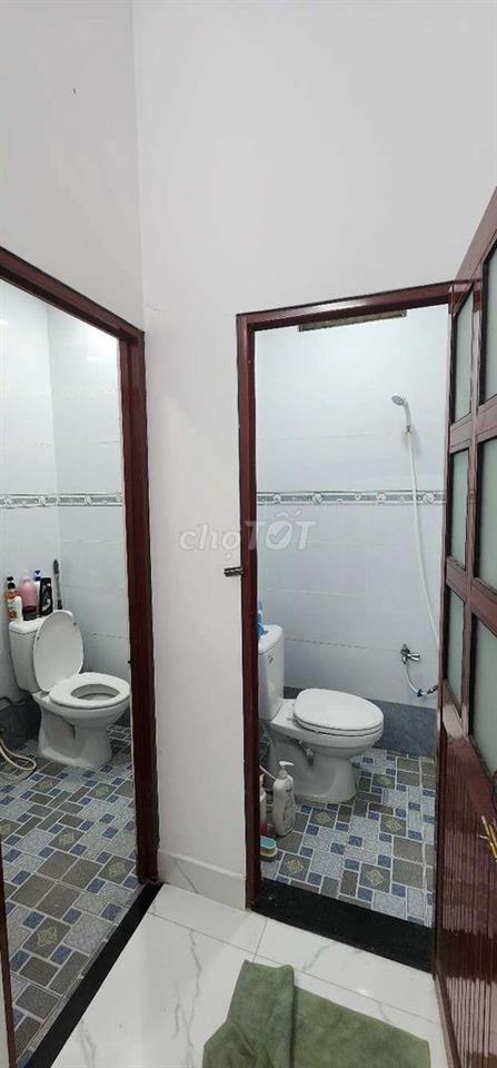 Cho thuê phòng trọ mặt tiền đường lớn - Tây Sơn