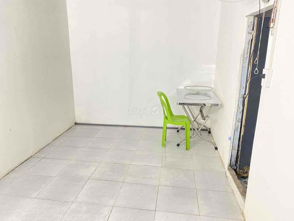 Sang hoặc cho thuê quán cơm tấm đang hoạt động