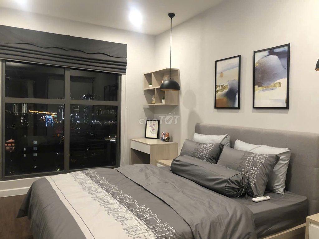 Saigon Royal Q.4 View sông 2PN Giá thuê 32 triệu Full nội thất