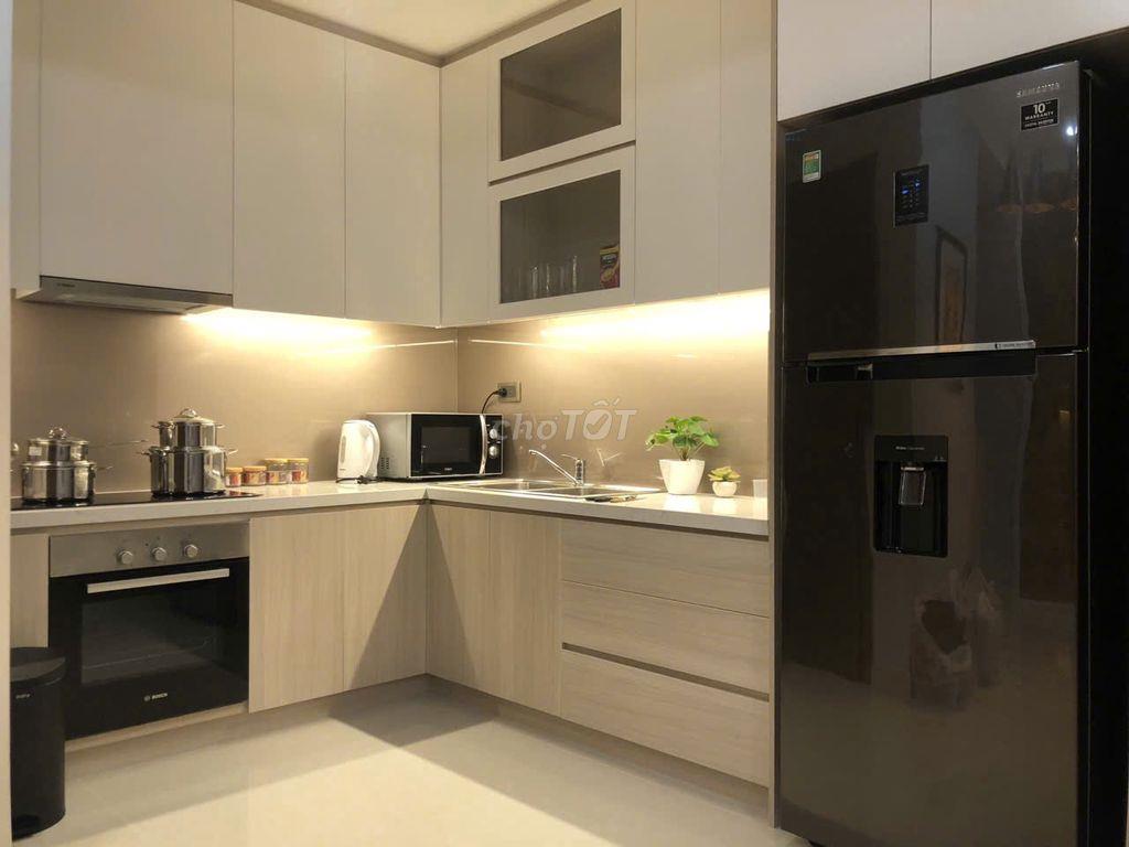 Saigon Royal Q.4 View sông 2PN Giá thuê 32 triệu Full nội thất