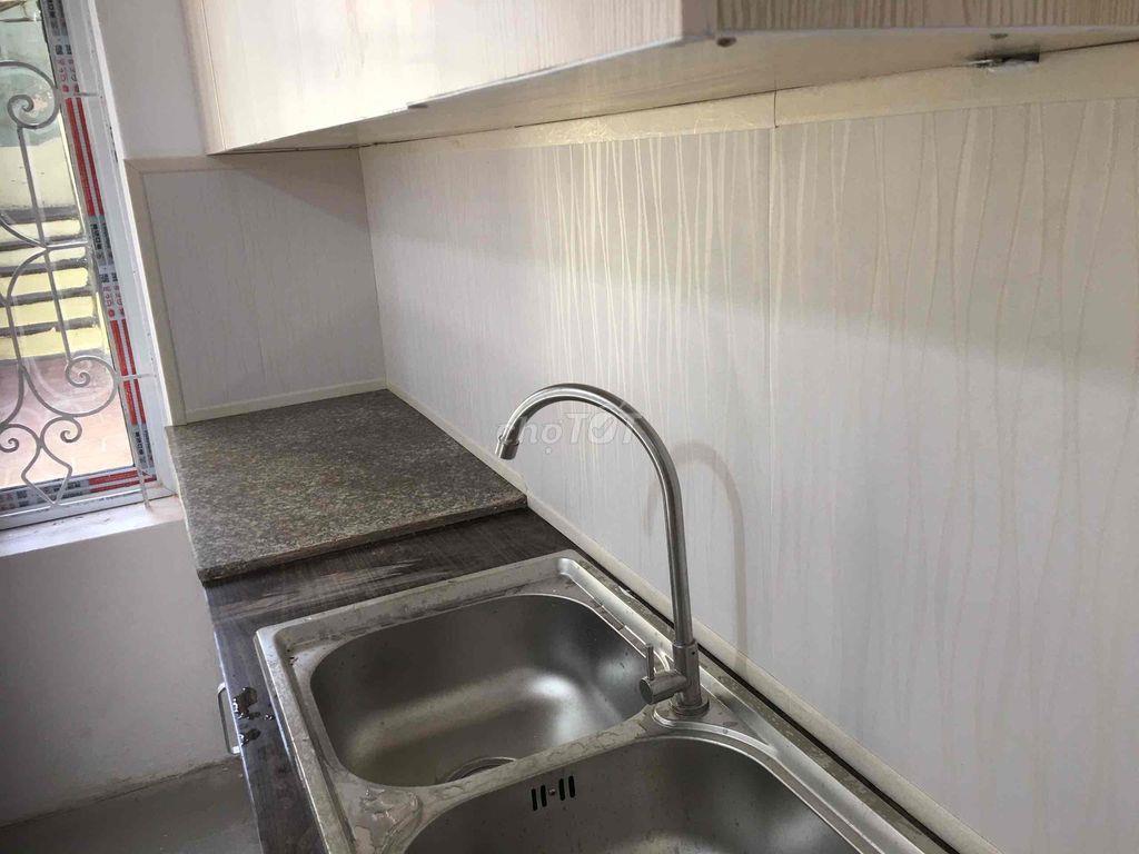 Bán nhà TT Sài Đồng penhouse