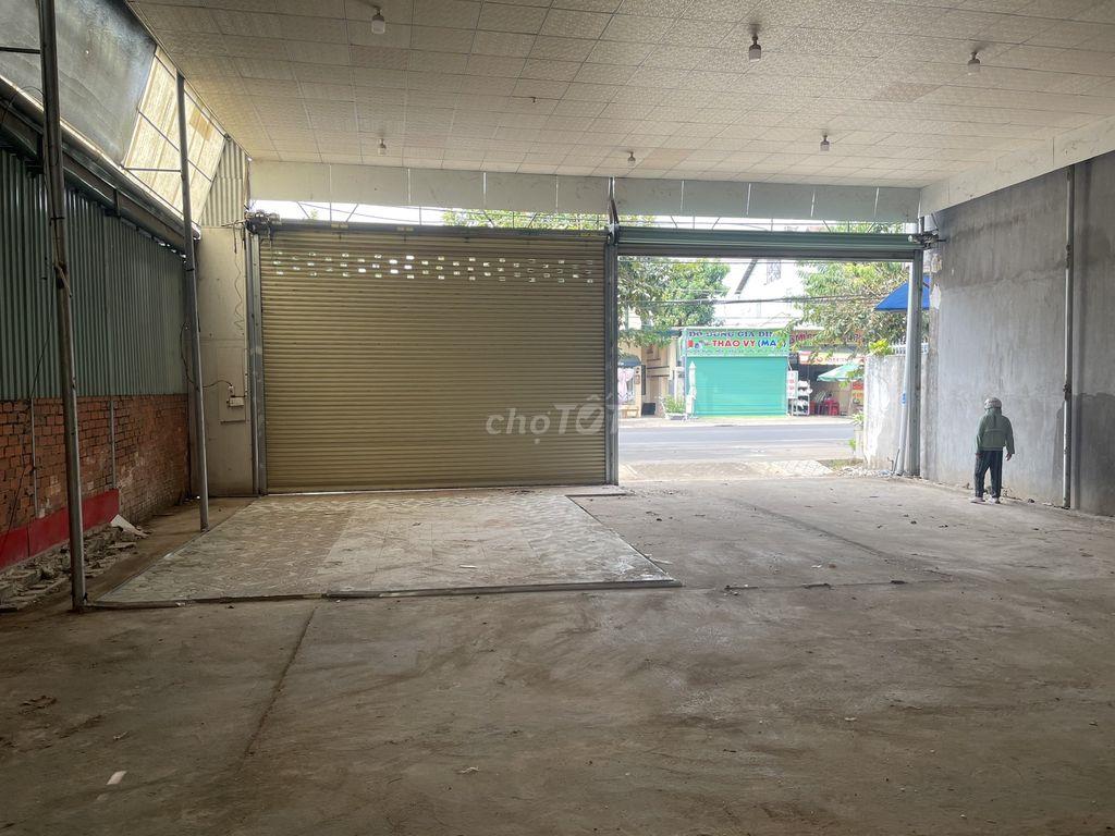 CHO THUÊ MẶT BẰNG TRUNG TÂM TP. LONG KHÁNH (NGANG 12m x SÂU 20m)