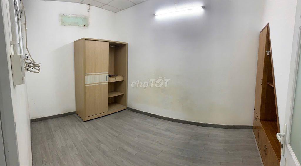 Cho thuê căn hộ chung cư cũ giá 8tr/tháng
