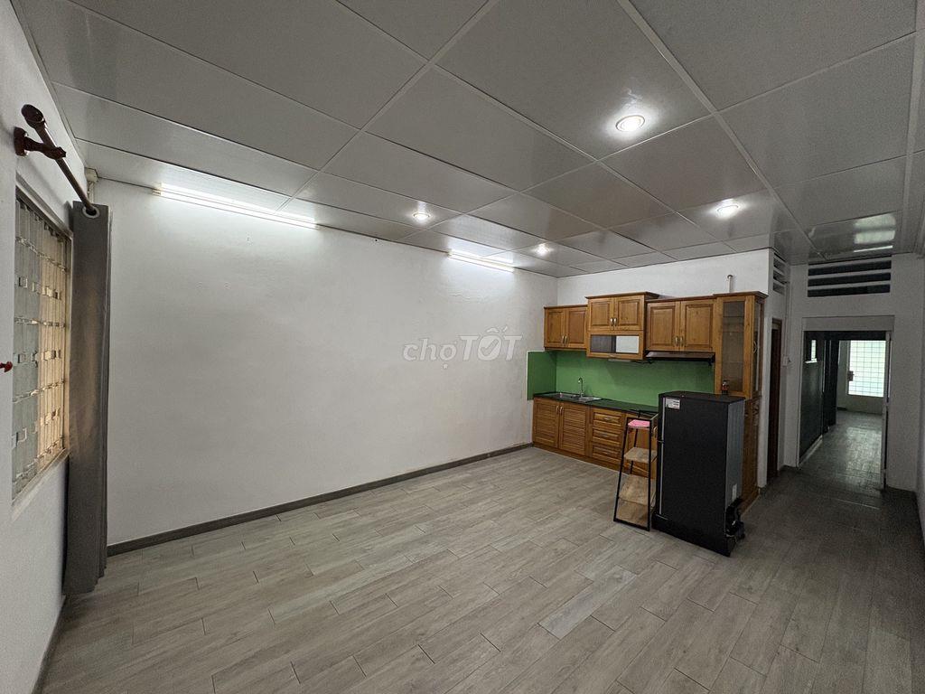 Cho thuê căn hộ chung cư cũ hẻm 24/16 Võ Oanh