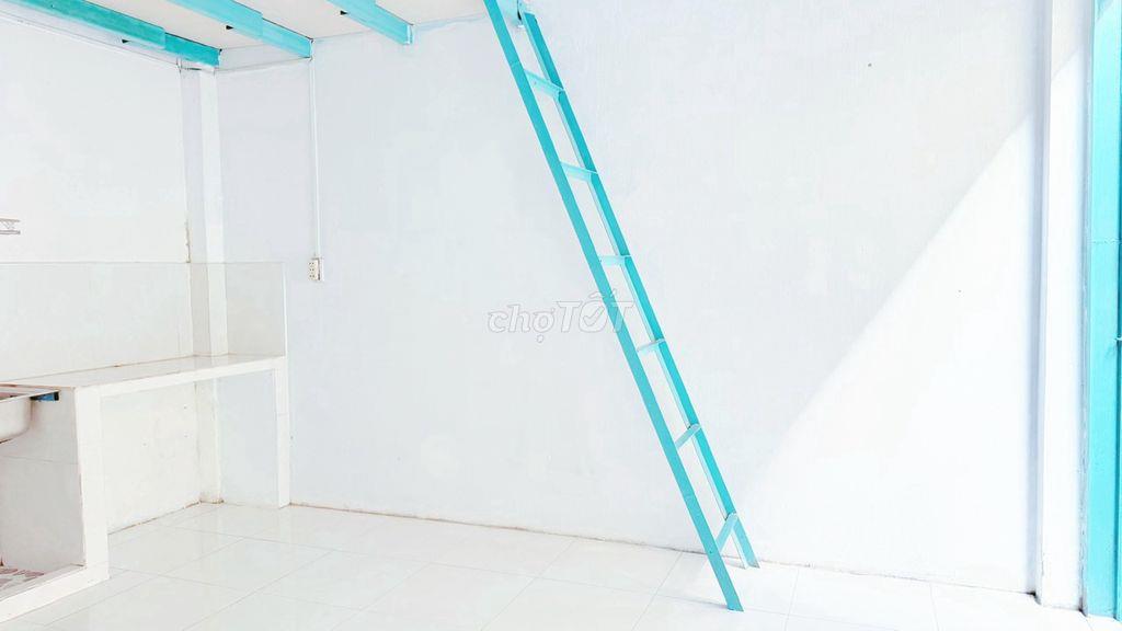 Phòng trọ gần trường Nguyễn Tất Thành cách 1km đi xe máy