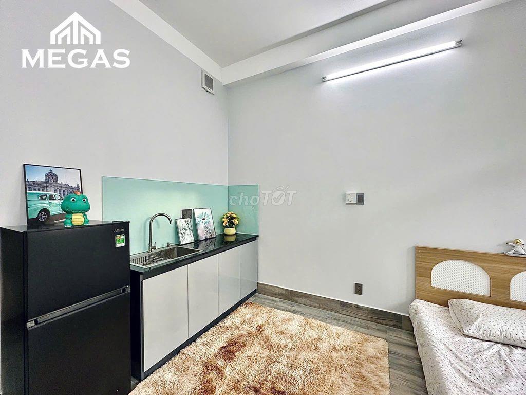 Studio Ban Công & Cửa Sổ Full Nội Thất | Âu Cơ - Lạc Long Quân |