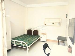 Phòng mới, máy lạnh Trần Bình Trọng Q5
