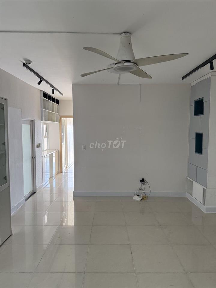 Bán căn hộ có view hoàng hôn cực kỳ đẹp.