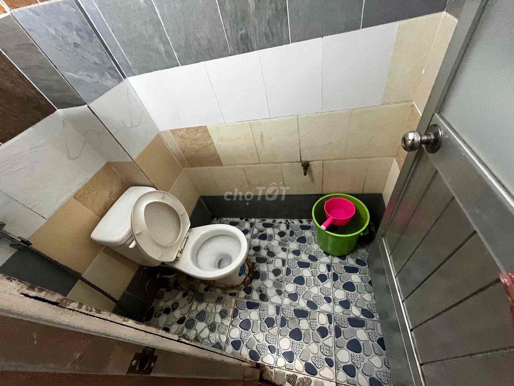 Cho Thuê Nhà Kho đường Nguyễn Hữu Trí, Bình Chánh