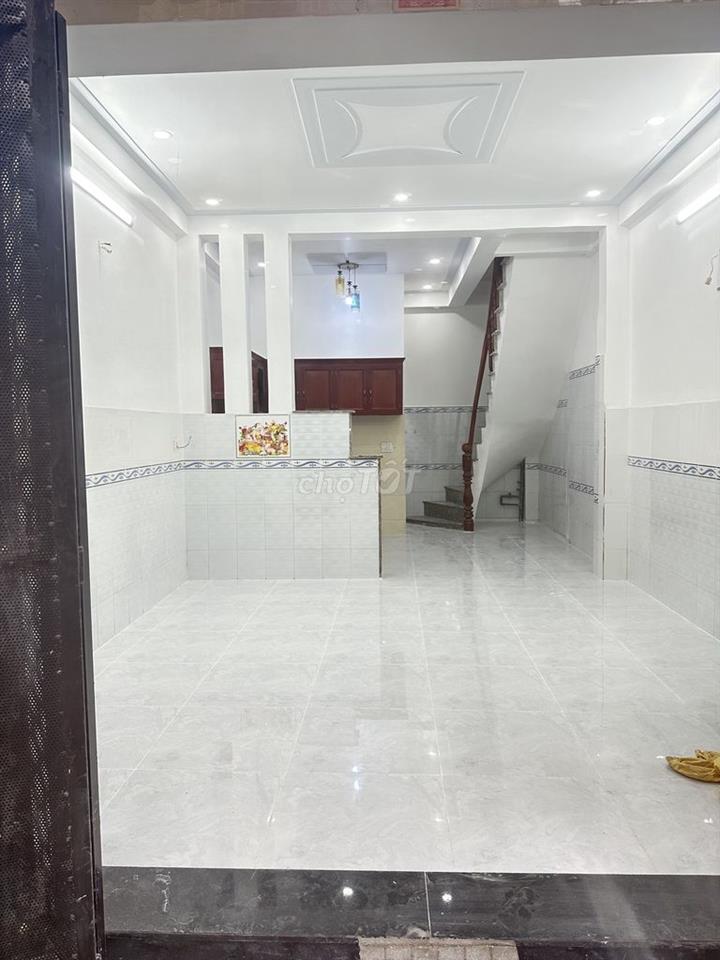 Chính chủ cho thuê nhà 32m2 hẻm 83 Liên Khu 4-5 sau trường Kim Đồng