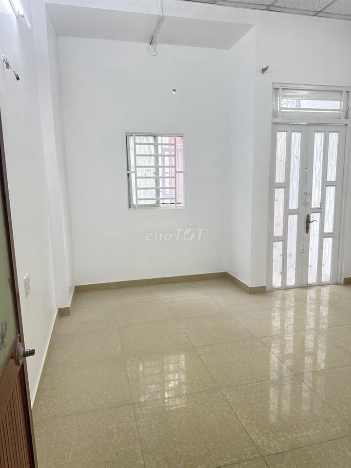 Chính chủ cho thuê nhà 32m2 hẻm 83 Liên Khu 4-5 sau trường Kim Đồng