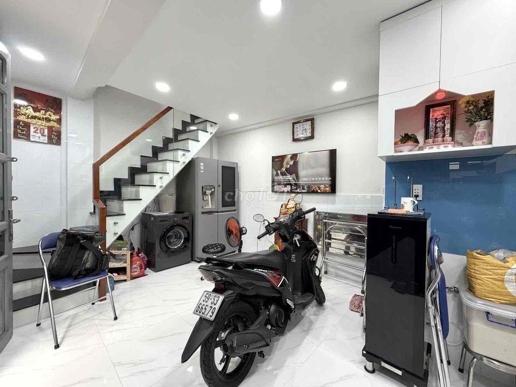 NHÀ 4 TẦNG ĐÚC 3PN 4WC Điện Biên Phủ Bình Thạnh