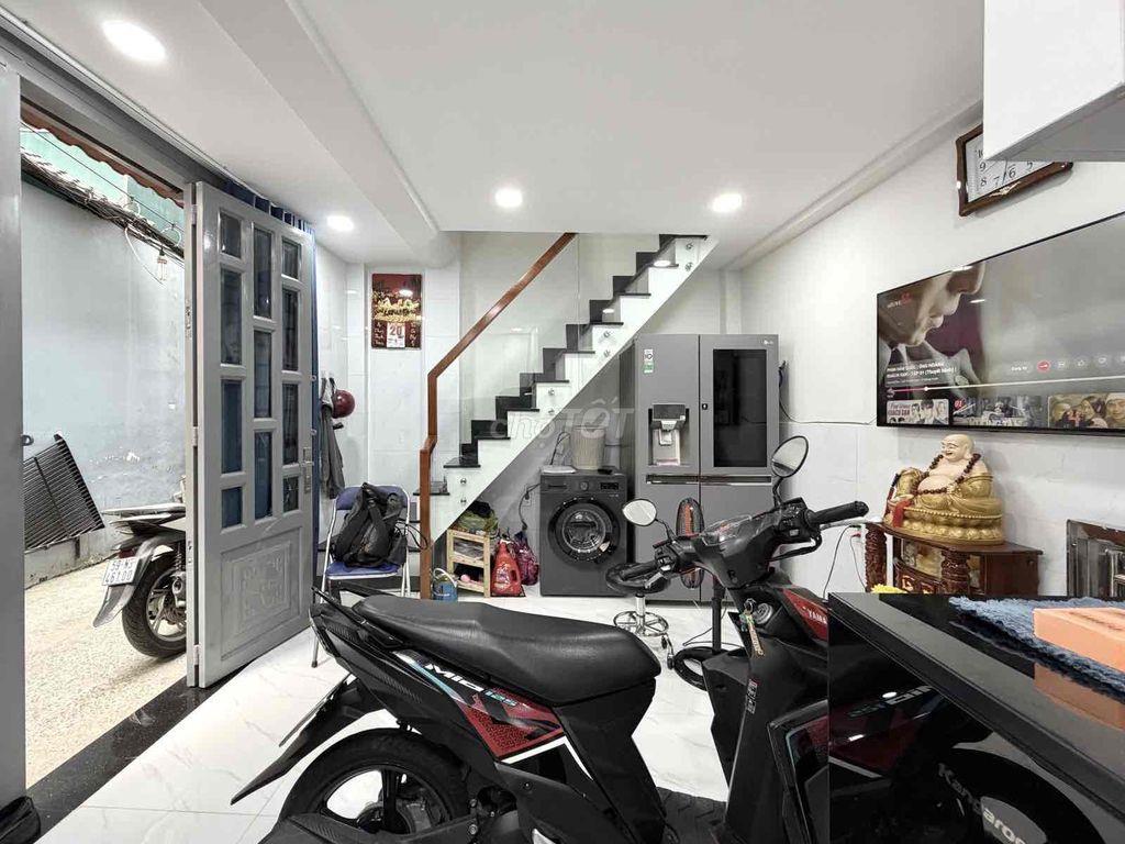 NHÀ 4 TẦNG ĐÚC 3PN 4WC Điện Biên Phủ Bình Thạnh